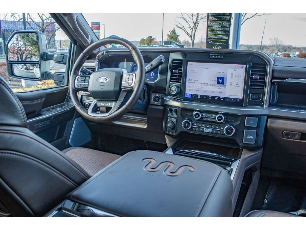 New 2026 Star White Metallic Tri-Coat Ford King Ranch image 17