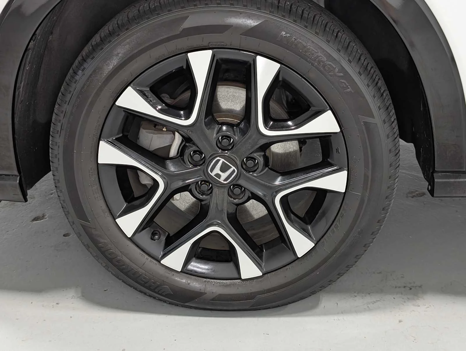 Certified Used 2026 Platinum White Pearl Honda AWD EX-L image 3