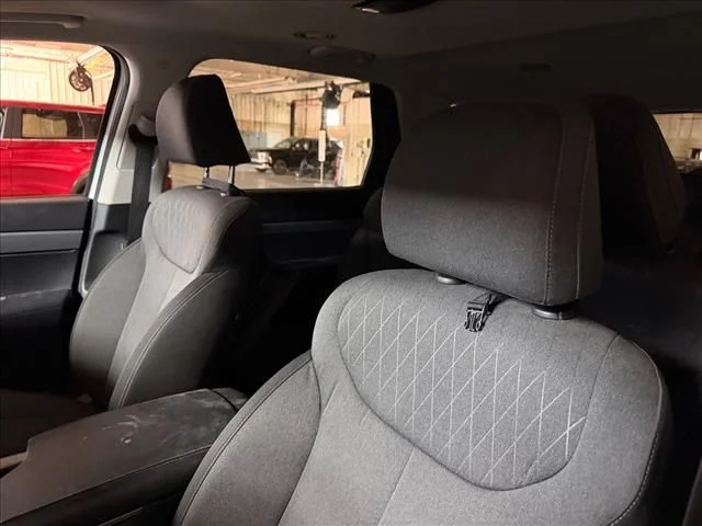 Used 2020 White Hyundai SEL image 19