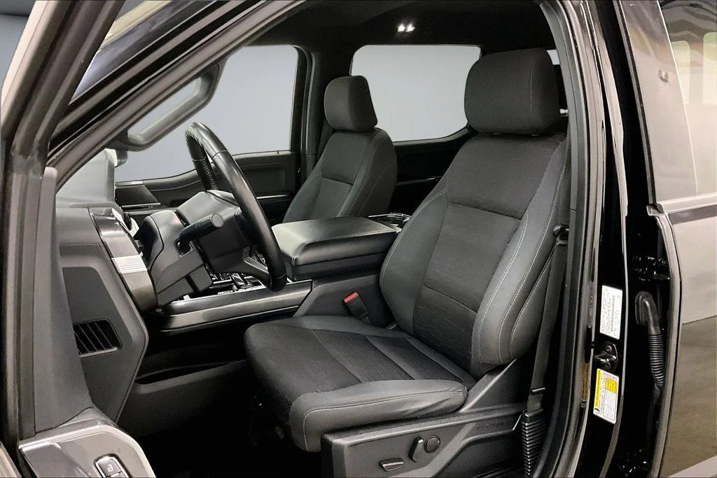 Used 2022 Black Ford XLT image 22