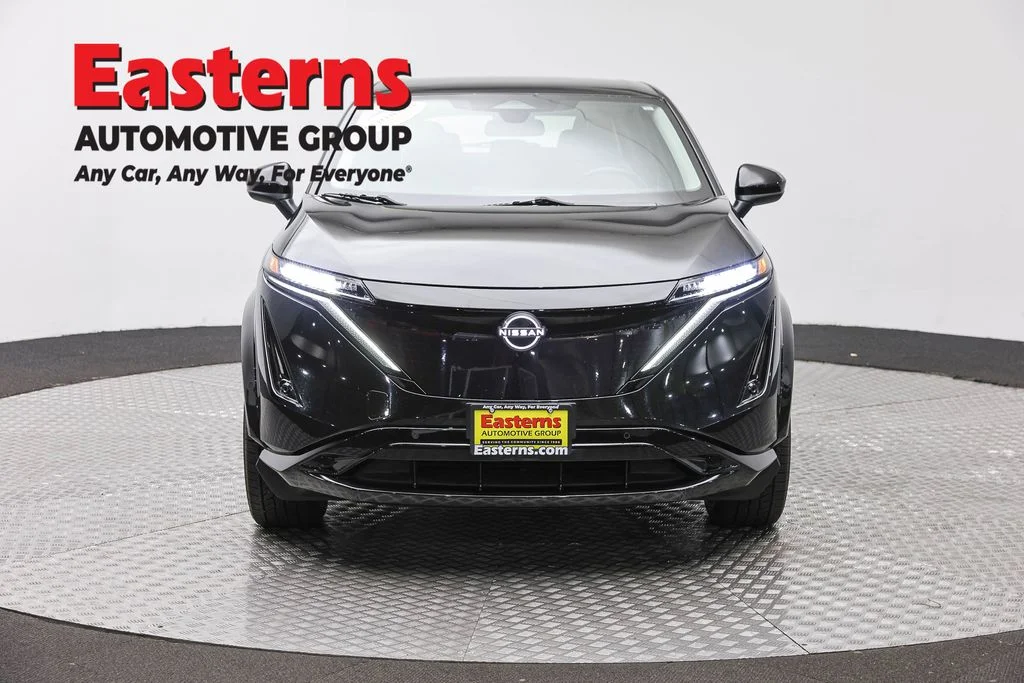 Used 2023 Black Nissan ENGAGE e-4ORCE image 2