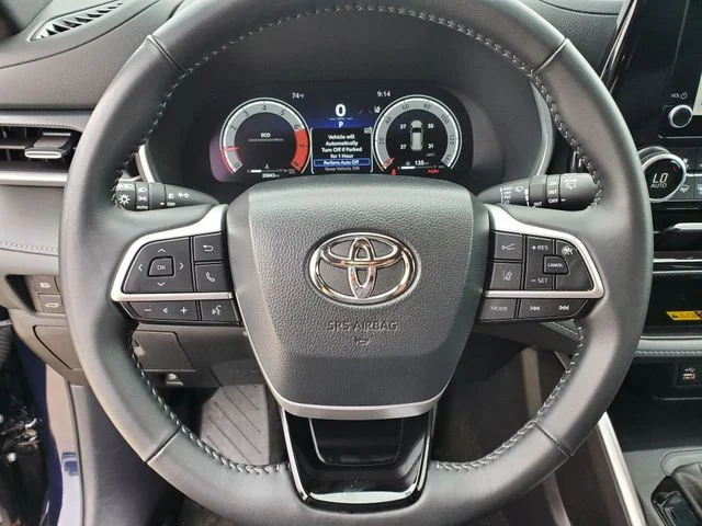 Certified Used 2025  Toyota XSE image 13