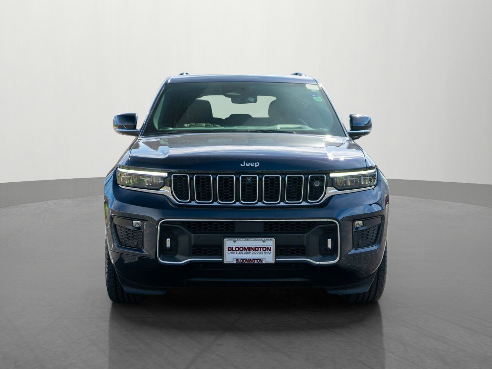 Used 2023 Jeep Grand Cherokee Overland with VIN 1C4RJHDG6P8845022 for sale in Minneapolis, Minnesota