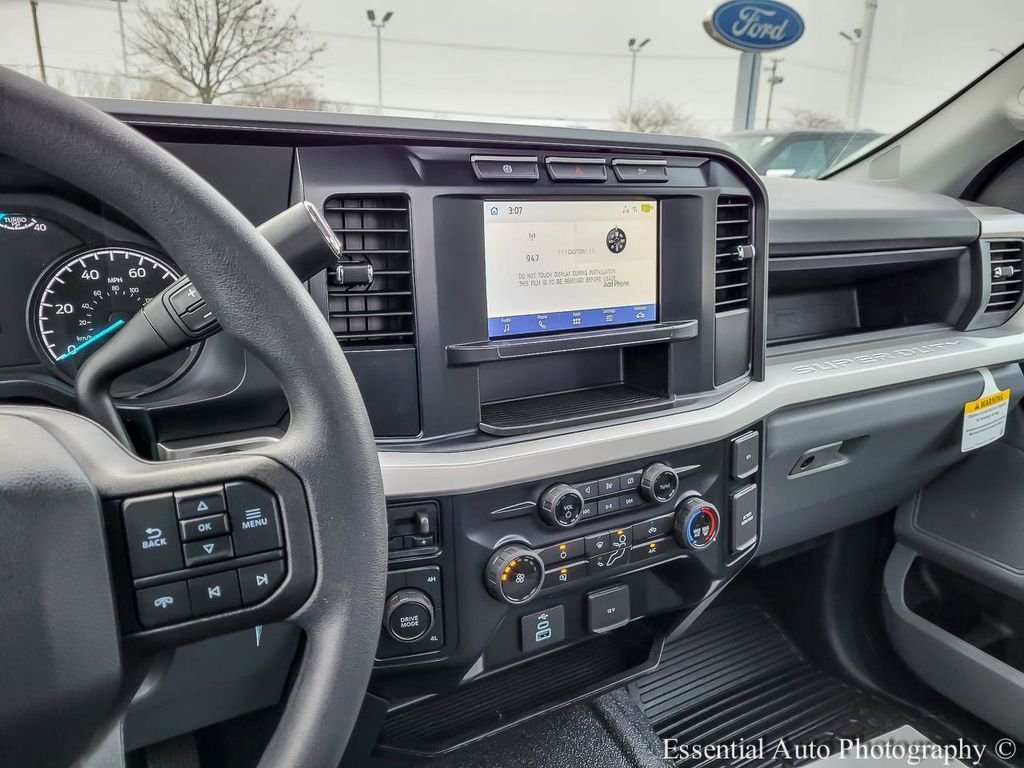2024 Ford F-550 Super Duty Chassis Cab XL - Photo 14