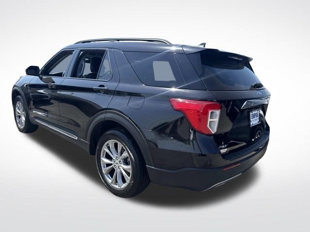 Used 2023 Black Metallic Ford XLT image 3