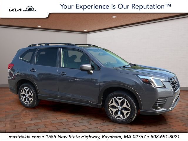 2023 Subaru Forester Premium