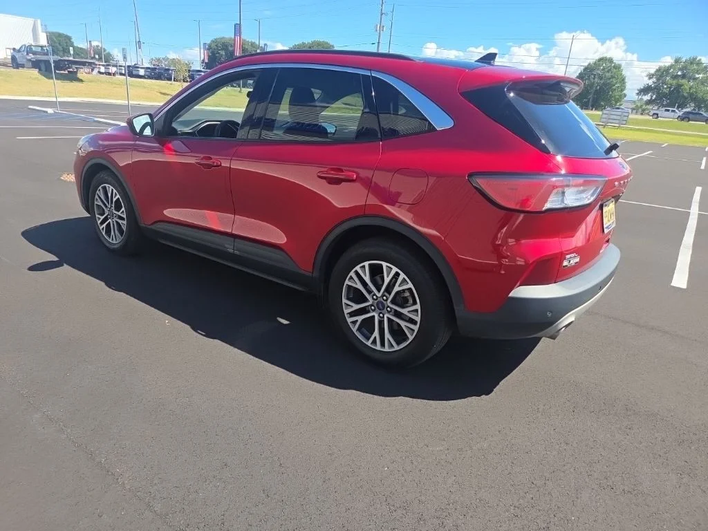 Used 2022 Red Ford SEL image 10