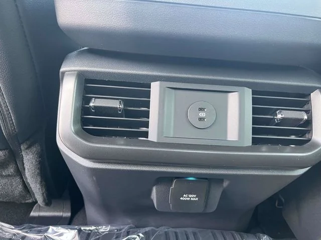 New 2026 Gray Ford Lariat image 5