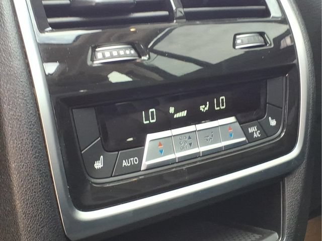 Used 2023 Black BMW xDrive40i image 23