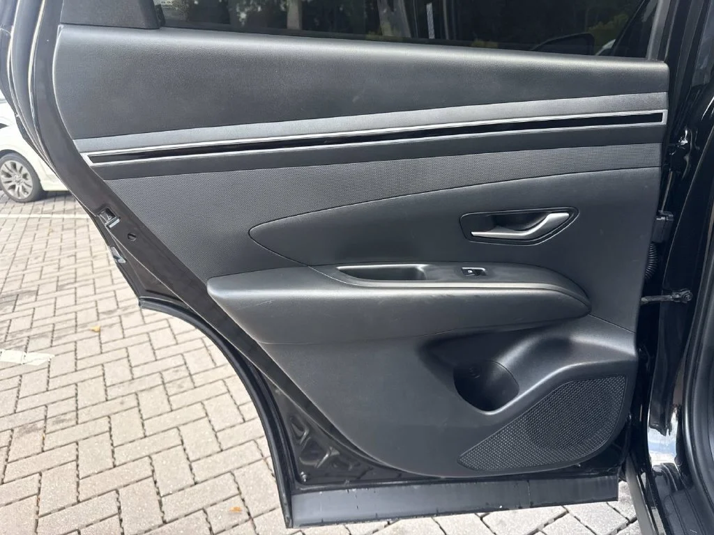Used 2022 Black Hyundai SEL image 24