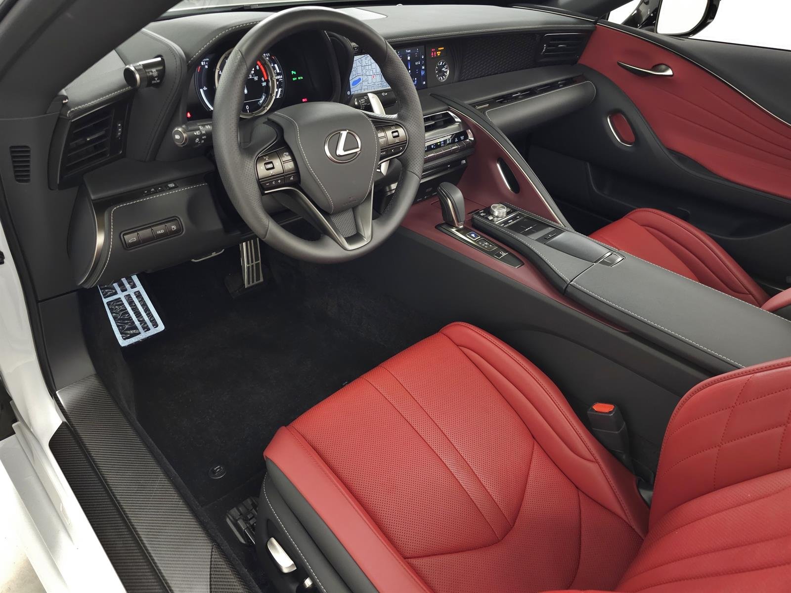 Certified Used 2023 White Lexus  image 17