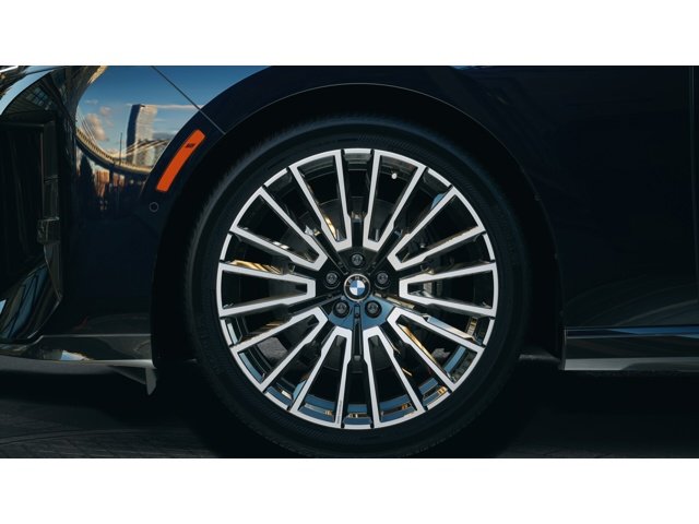 New 2027 Carbon Black Metallic BMW  image 7