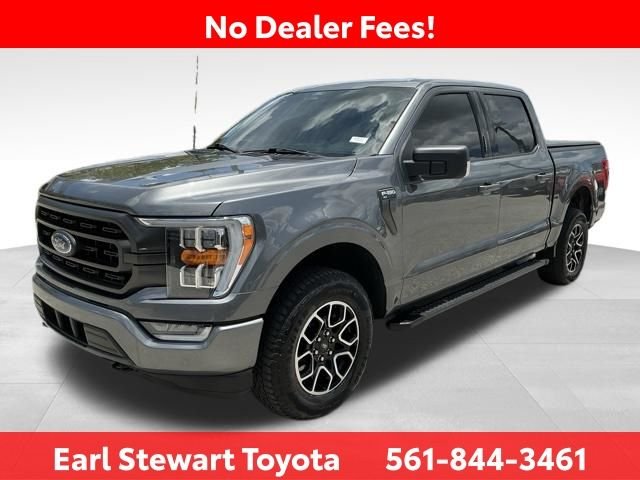 Used 2022 Gray Ford XLT image 9