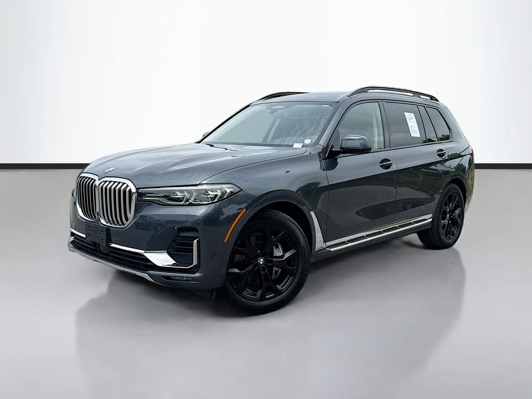 2022 BMW X7 xDrive40i's photo