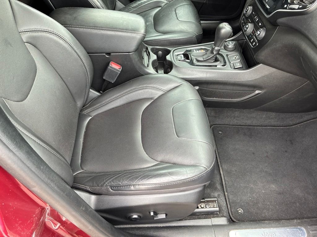 Used 2021 Red Jeep Limited image 40