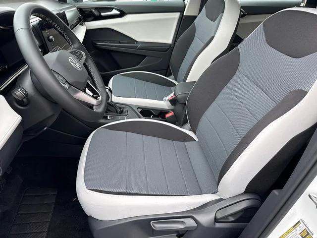 New 2026 Pure White Volkswagen 1.5T S image 35