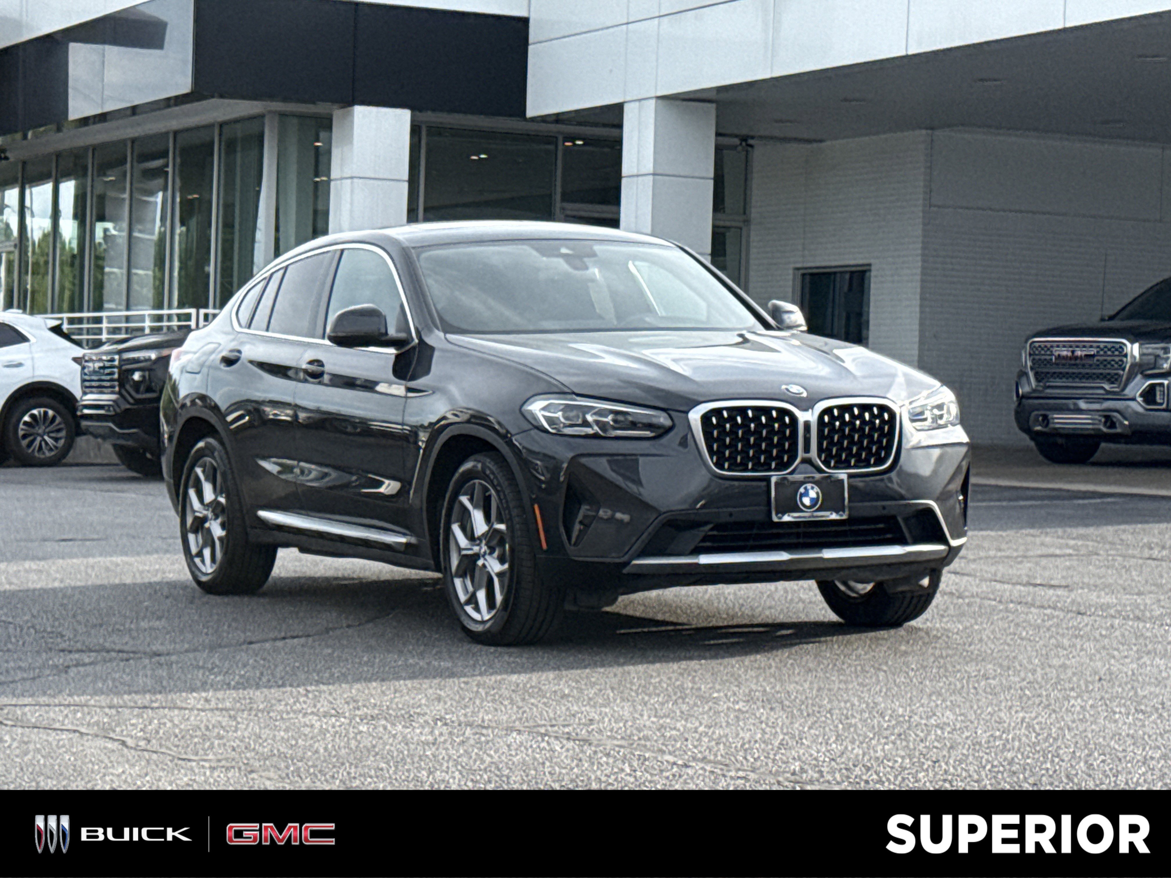 2024 BMW X4 xDrive30i's photo