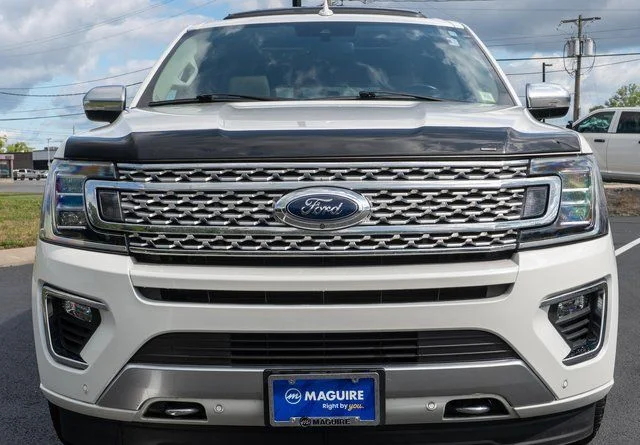 Used 2021 White Metallic Ford Platinum image 3