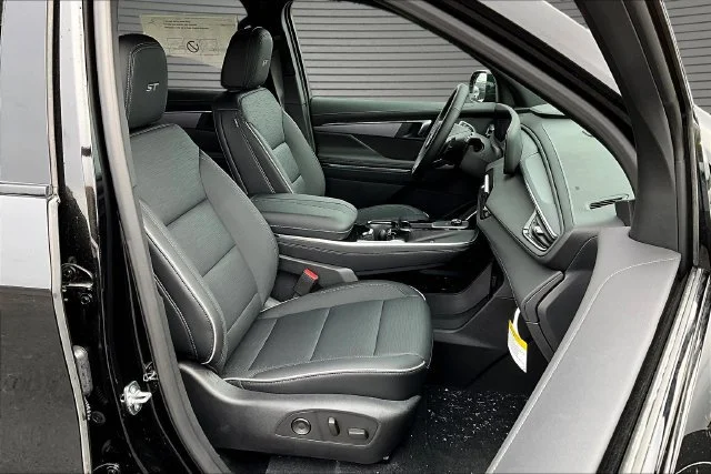 New 2026 Ebony Twilight Metallic Buick Sport Touring image 11