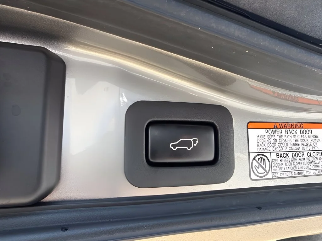 Used 2019 Silver Lexus 570 image 29
