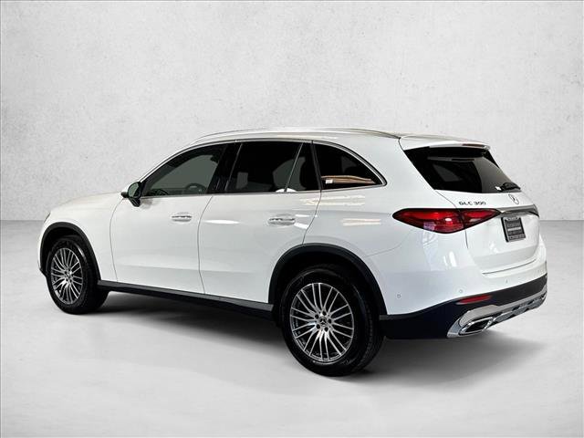 New 2026 Polar White Mercedes-Benz GLC 300 image 37