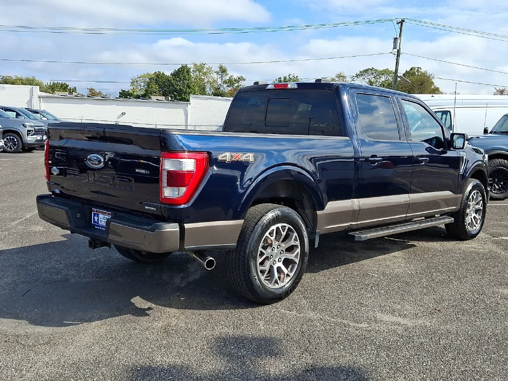 Used 2023 Blue Ford King Ranch image 12