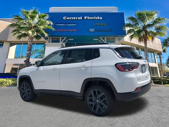 New 2026 Bright White Clear-Coat Exterior Paint Jeep  image 7