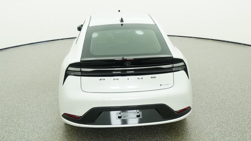 New 2026 Wind Chill Pearl Toyota XSE image 11