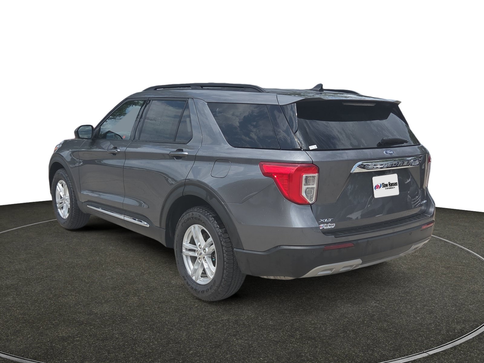Used 2023 Gray Metallic Ford XLT image 3