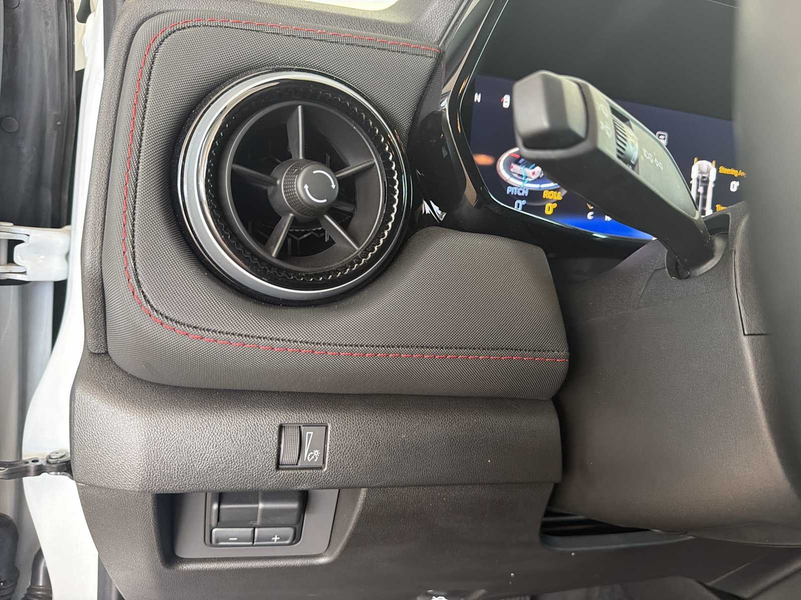 2026 Chevrolet Colorado Z71 - Photo 18