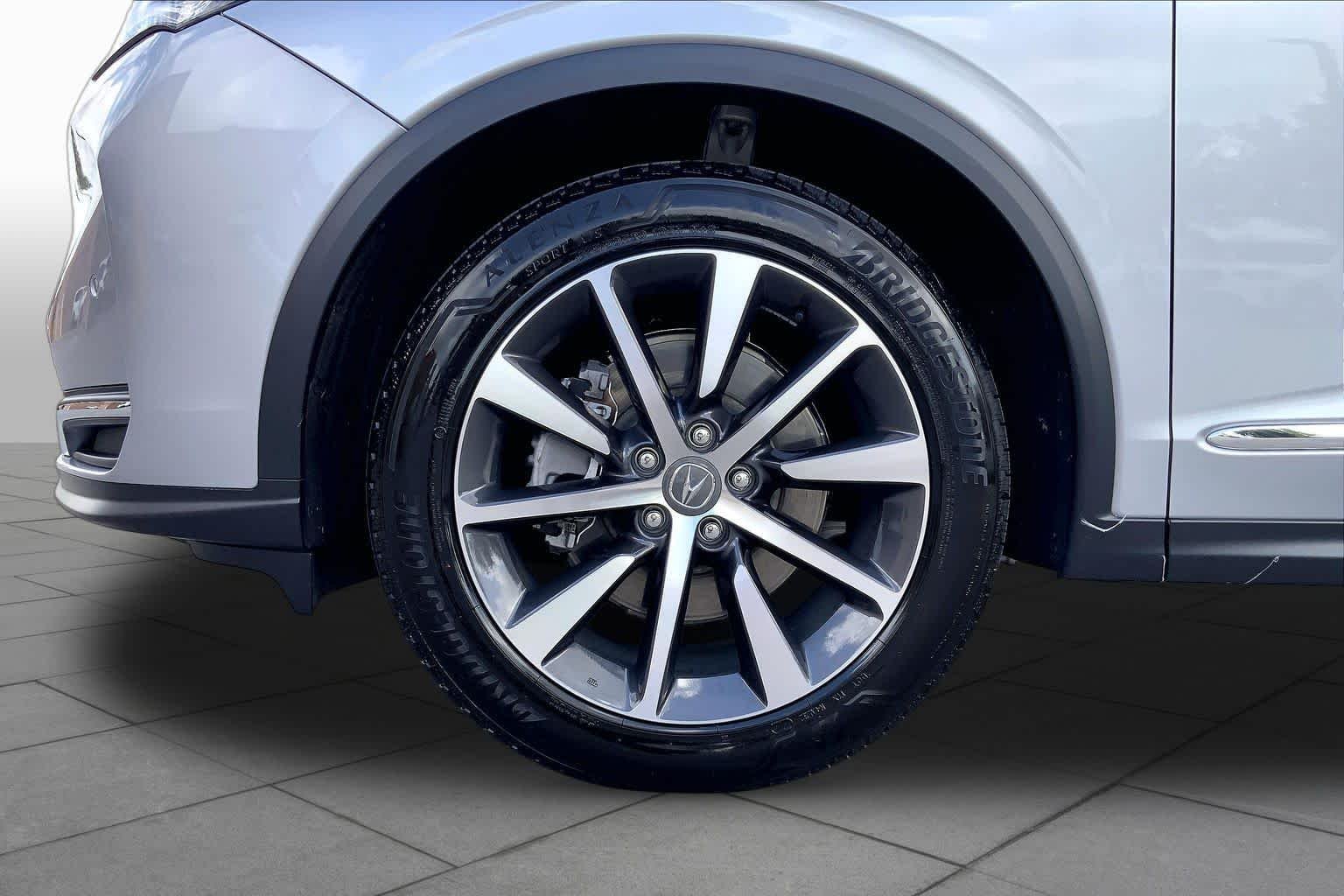 Used 2026 Solar Silver Metallic Acura w/Technology Package image 11
