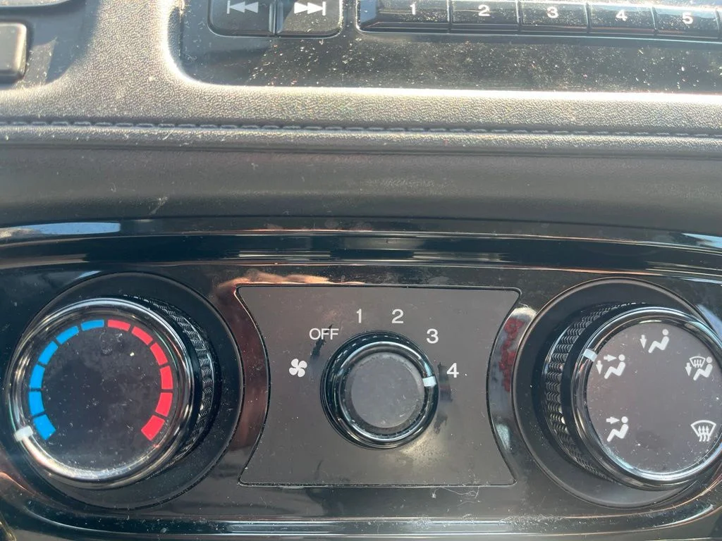 Used 2017 Gray Honda LX image 18