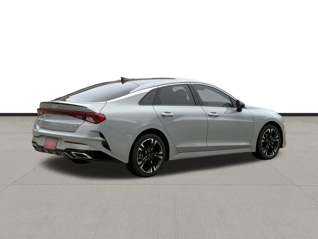 Used 2024 Wolf Gray Kia GT-Line image 5