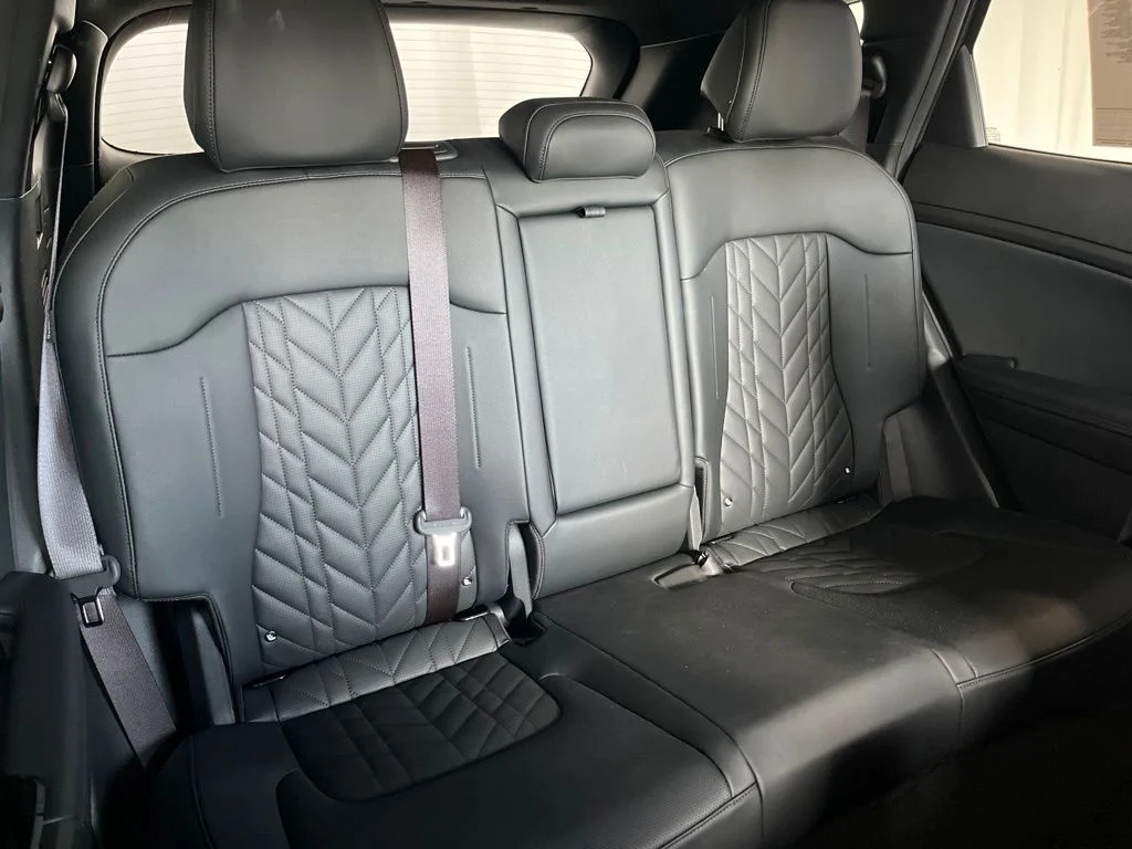 Used 2024 Blue Kia X-Line image 36