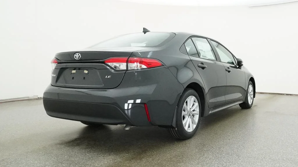New 2027 Underground Toyota LE image 21