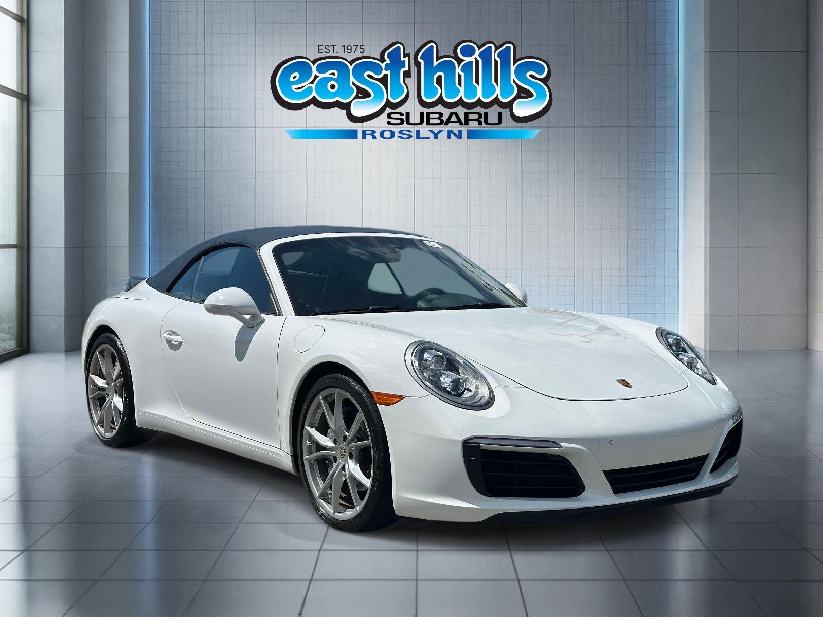 2018 Porsche 911 Carrera 4 Cabriolet's photo