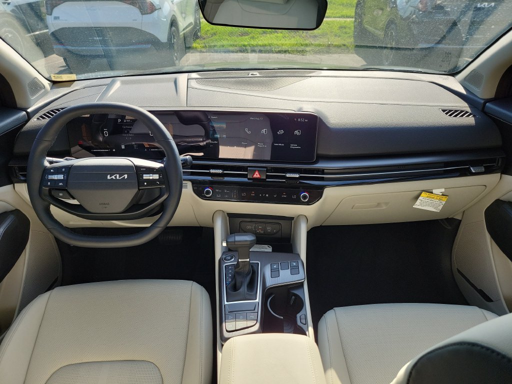 New 2026 Gravity Gray Kia EX image 18