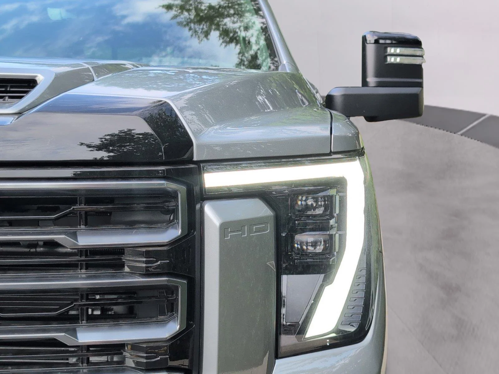 New 2026 Sterling Metallic GMC AT4 image 35
