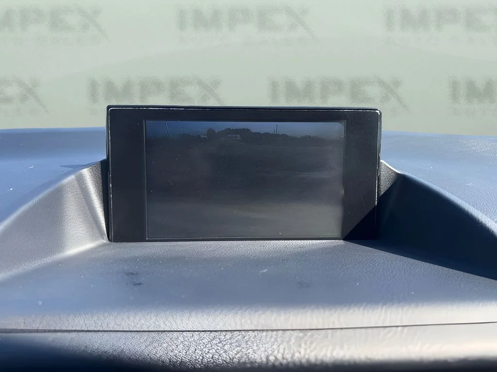 Used 2015 Black Lexus 200h image 21