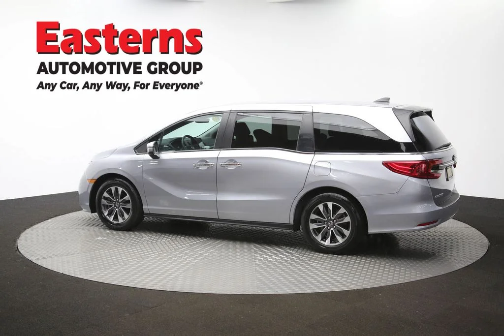 Used 2023 Silver Honda EX-L image 60