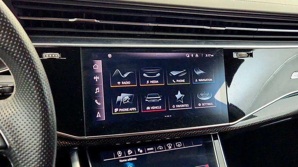 Used 2023 Mythos Black Metallic Audi Prestige 4.0 TFSI quattro with Sport, Black Optic & Luxury Pkgs image 19