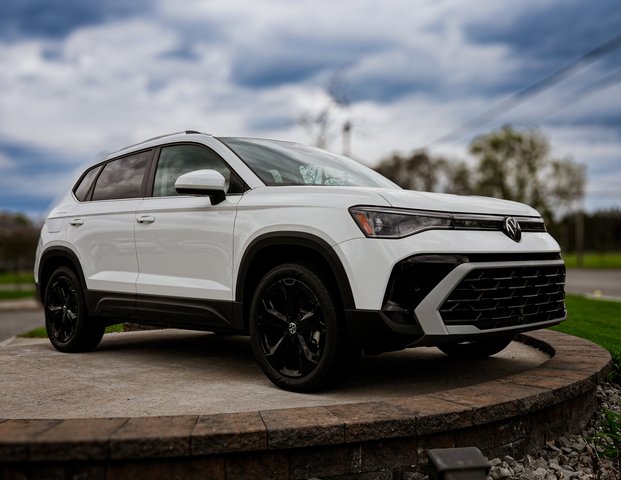 2026 Volkswagen Taos SEL