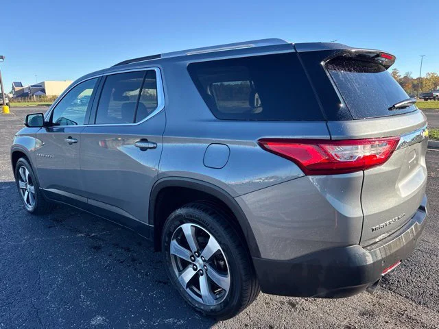 Used 2018 SATIN STEEL METALLIC Chevrolet LT Leather image 6