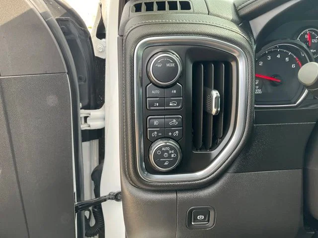 Used 2021 White Chevrolet LTZ image 9