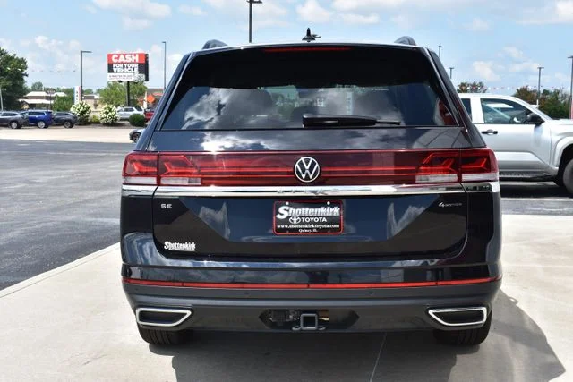 Used 2026 Black Volkswagen 2.0T SE w/Technology image 6