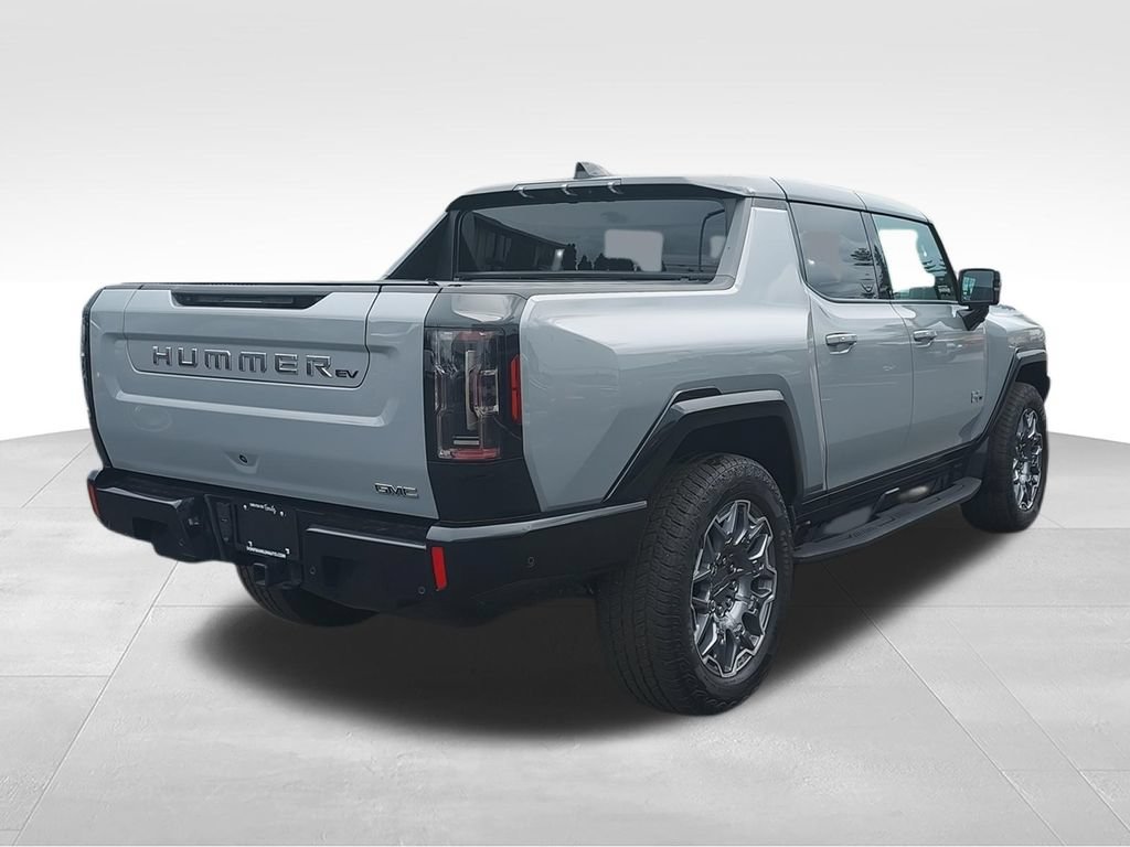 Used 2025 Meteorite Metallic (Grey) GMC 3X image 8