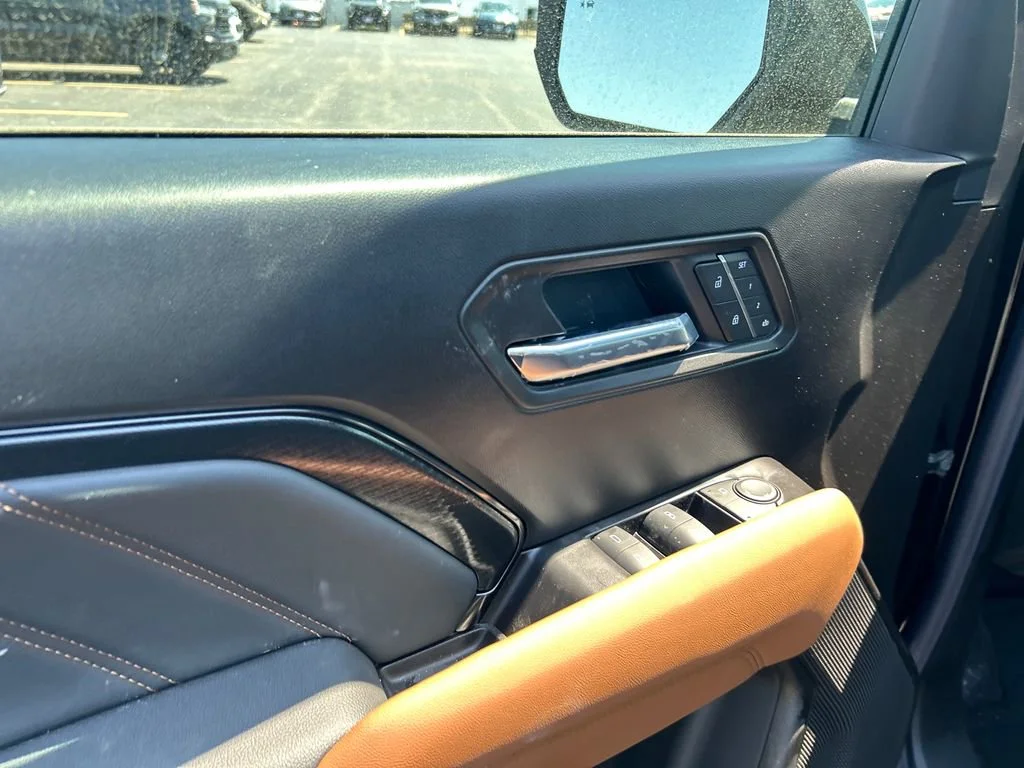New 2026 Onyx Black GMC AT4 image 16