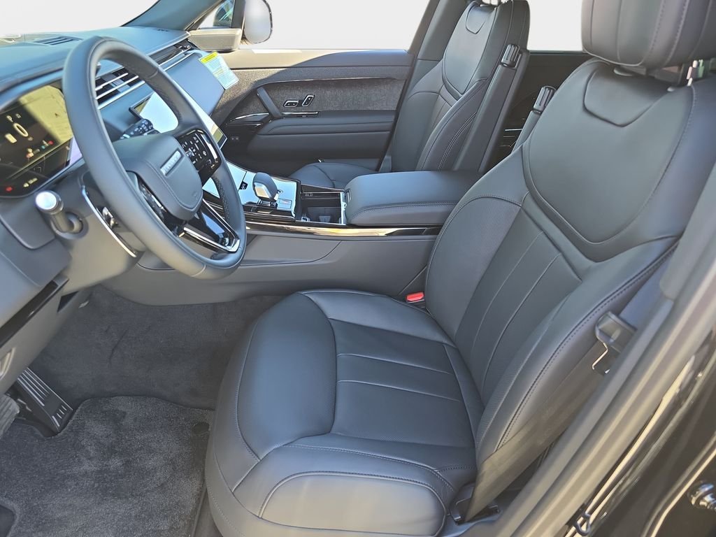 New 2026 Santorini Black LAND ROVER Dynamic SE image 16