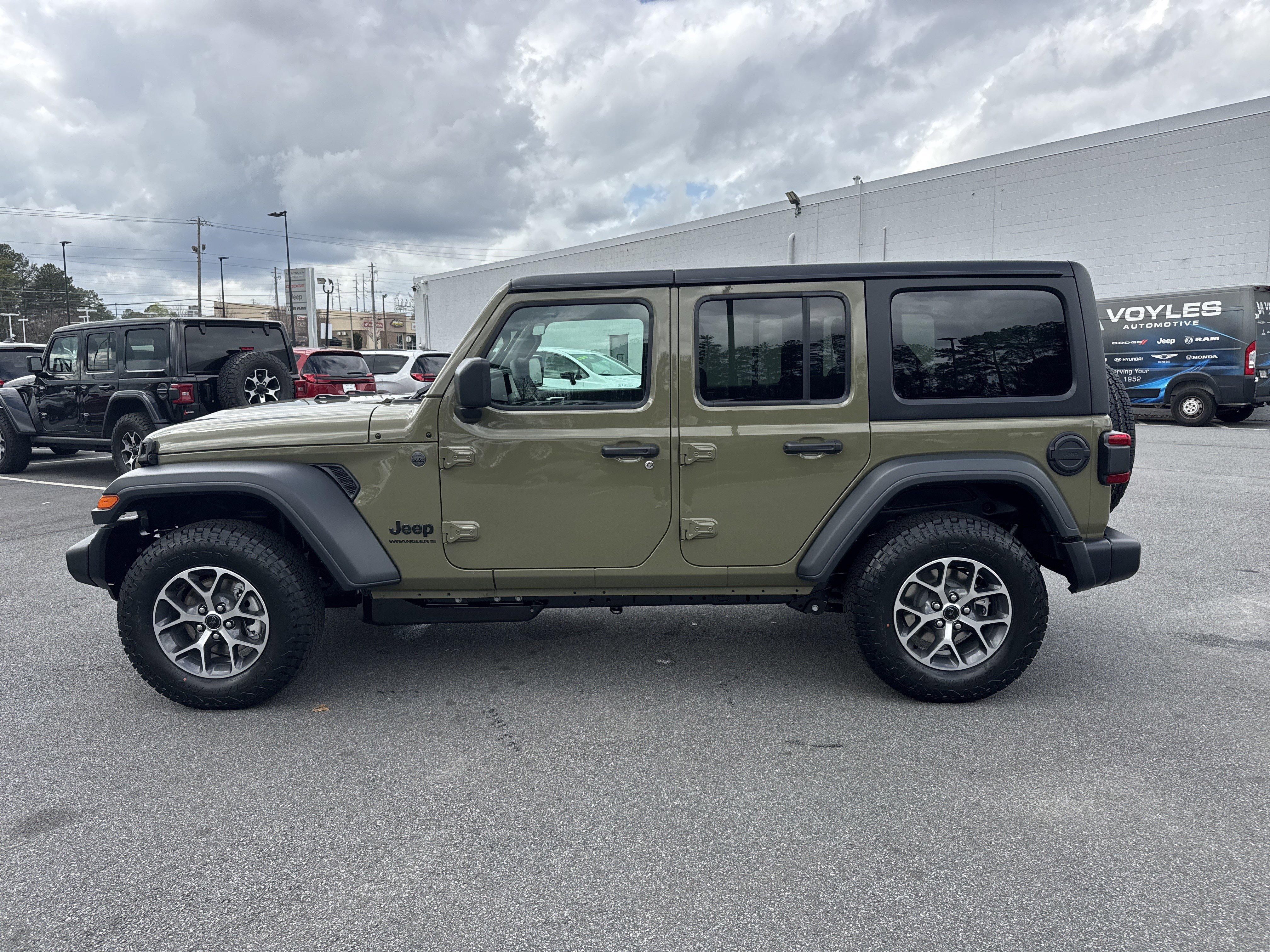 New 2026 41 Jeep Sport S image 4