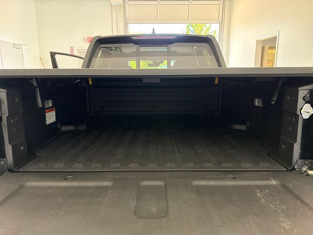 Used 2024  Honda RTL image 31